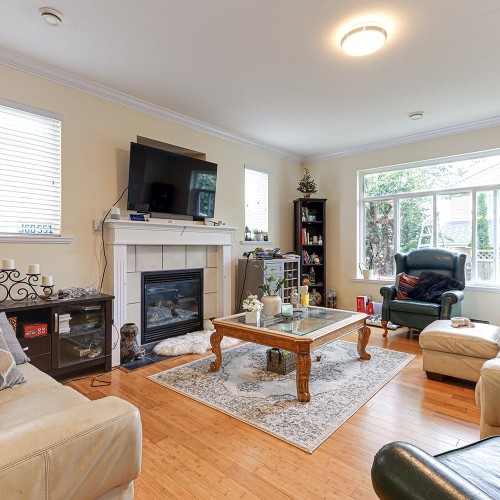 Photo 4 at 18359 67 Avenue, Cloverdale BC, Cloverdale Photo 4 at 18359 67 Avenue, Cloverdale BC, Cloverdale