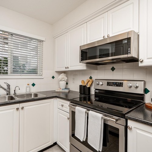 Photo 9 at #212 - 8139 121a Street, Queen Mary Park Surrey, Surrey Photo 9 at #212 - 8139 121a Street, Queen Mary Park Surrey, Surrey