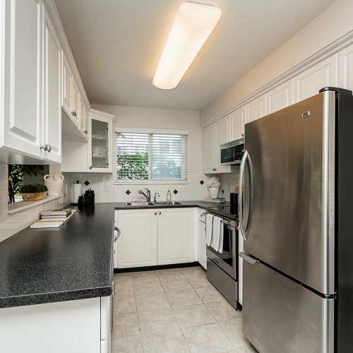 Photo 8 at #212 - 8139 121a Street, Queen Mary Park Surrey, Surrey Photo 8 at #212 - 8139 121a Street, Queen Mary Park Surrey, Surrey