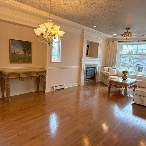 Photo 4 at 10955 131a Street, Whalley, North Surrey Photo 4 at 10955 131a Street, Whalley, North Surrey