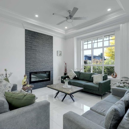 Photo 3 at 8232 144a Street, Bear Creek Green Timbers, Surrey Photo 3 at 8232 144a Street, Bear Creek Green Timbers, Surrey