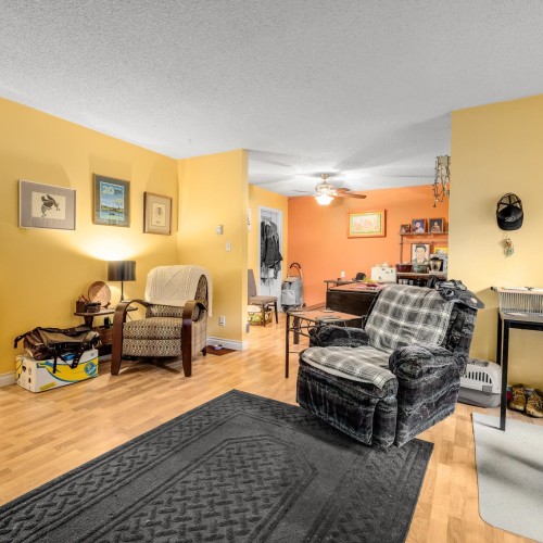 Photo 6 at 14810 Holly Park Lane, Guildford, North Surrey Photo 6 at 14810 Holly Park Lane, Guildford, North Surrey