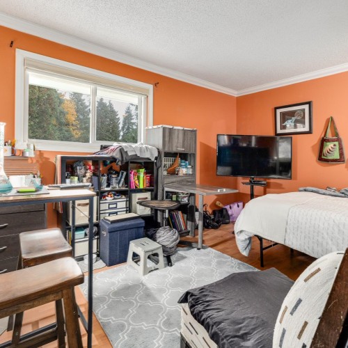 Photo 13 at 14810 Holly Park Lane, Guildford, North Surrey Photo 13 at 14810 Holly Park Lane, Guildford, North Surrey