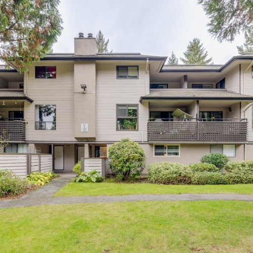 Photo 1 at 14810 Holly Park Lane, Guildford, North Surrey Photo 1 at 14810 Holly Park Lane, Guildford, North Surrey