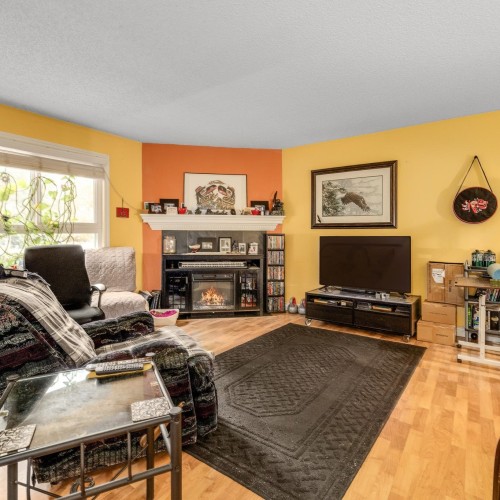 Photo 5 at 14810 Holly Park Lane, Guildford, North Surrey Photo 5 at 14810 Holly Park Lane, Guildford, North Surrey