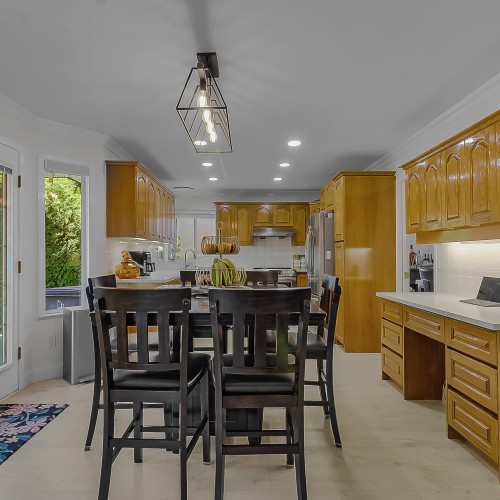 Photo 10 at 19113 62a Avenue, Cloverdale BC, Cloverdale Photo 10 at 19113 62a Avenue, Cloverdale BC, Cloverdale