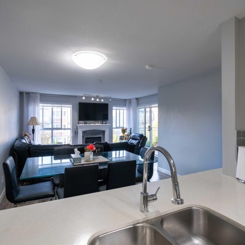 Photo 8 at 305 - 13733 74 Avenue, East Newton, Surrey Photo 8 at 305 - 13733 74 Avenue, East Newton, Surrey