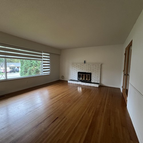 Photo 3 at 10879 144a Street, Bolivar Heights, North Surrey Photo 3 at 10879 144a Street, Bolivar Heights, North Surrey