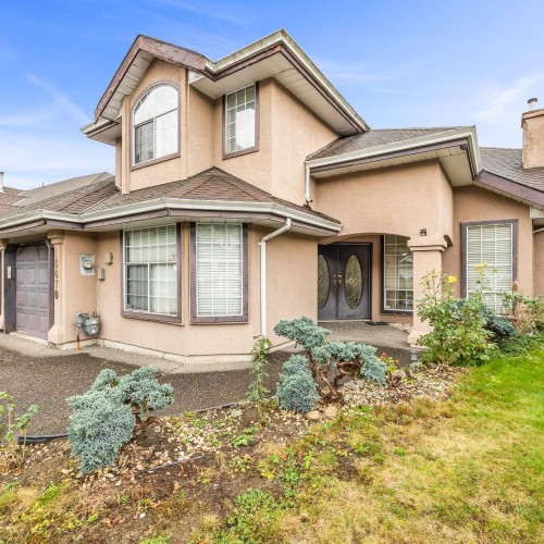 Photo 3 at 10070 171a Street, Fraser Heights, North Surrey Photo 3 at 10070 171a Street, Fraser Heights, North Surrey