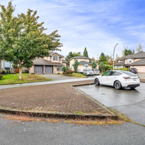 Photo 4 at 10070 171a Street, Fraser Heights, North Surrey Photo 4 at 10070 171a Street, Fraser Heights, North Surrey
