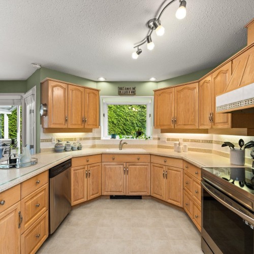 Photo 7 at 12334 56 Avenue, Panorama Ridge, Surrey Photo 7 at 12334 56 Avenue, Panorama Ridge, Surrey