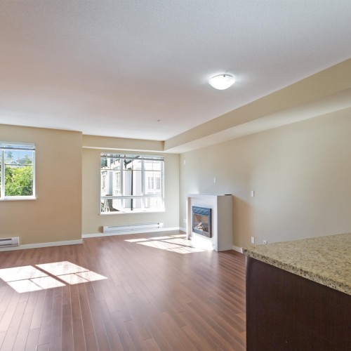 Photo 4 at 31 - 13239 Old Yale Road, Whalley, North Surrey Photo 4 at 31 - 13239 Old Yale Road, Whalley, North Surrey