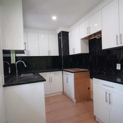 Photo 2 at 14935 Kew Drive, Bolivar Heights, North Surrey Photo 2 at 14935 Kew Drive, Bolivar Heights, North Surrey