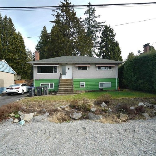 Photo 1 at 14935 Kew Drive, Bolivar Heights, North Surrey Photo 1 at 14935 Kew Drive, Bolivar Heights, North Surrey