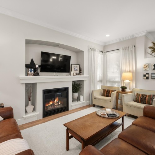 Photo 2 at 18980 67a Avenue, Clayton, Cloverdale Photo 2 at 18980 67a Avenue, Clayton, Cloverdale