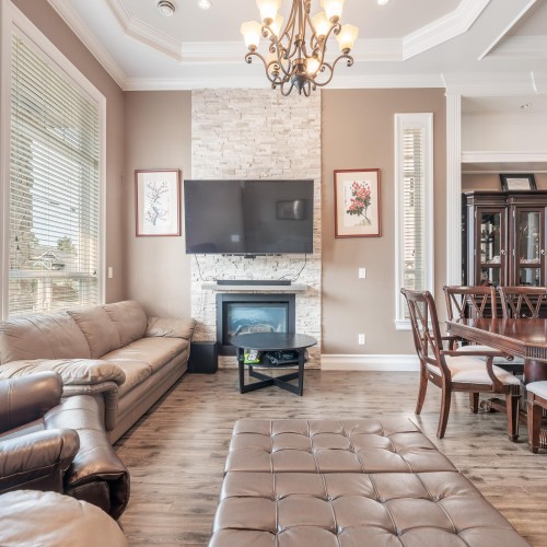 Photo 3 at 10938 131a Street, Whalley, North Surrey Photo 3 at 10938 131a Street, Whalley, North Surrey