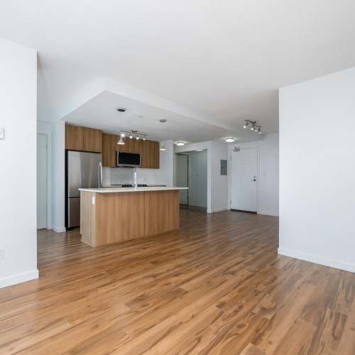 Photo 14 at 3305 - 13325 102a Avenue, Whalley, North Surrey Photo 14 at 3305 - 13325 102a Avenue, Whalley, North Surrey