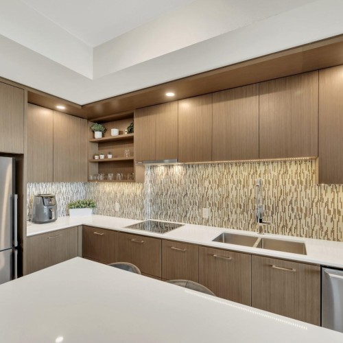 Photo 4 at 3903 - 13495 Central Avenue, Whalley, North Surrey Photo 4 at 3903 - 13495 Central Avenue, Whalley, North Surrey