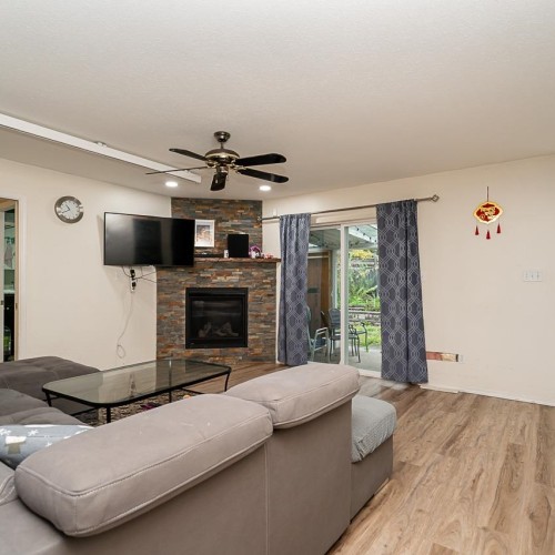 Photo 6 at 18661 56 Avenue Avenue, Cloverdale BC, Cloverdale Photo 6 at 18661 56 Avenue Avenue, Cloverdale BC, Cloverdale