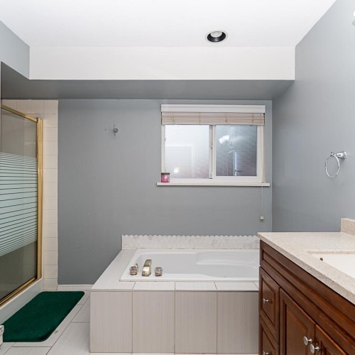 Photo 14 at 18661 56 Avenue Avenue, Cloverdale BC, Cloverdale Photo 14 at 18661 56 Avenue Avenue, Cloverdale BC, Cloverdale