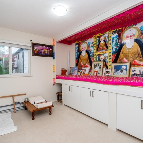 Photo 15 at 18661 56 Avenue Avenue, Cloverdale BC, Cloverdale Photo 15 at 18661 56 Avenue Avenue, Cloverdale BC, Cloverdale