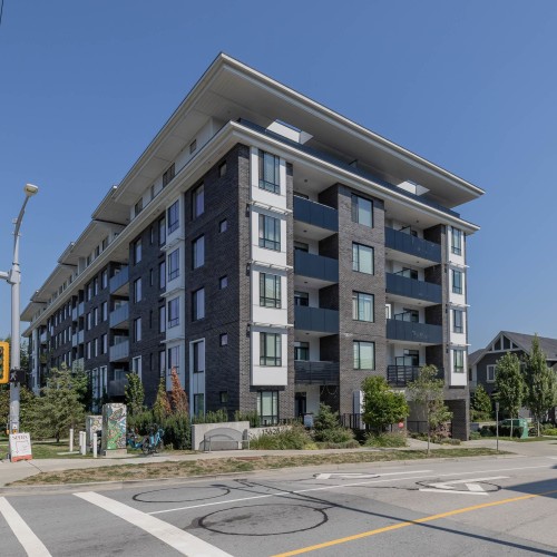 Photo 2 at 212 - 13623 81a Avenue, Bear Creek Green Timbers, Surrey Photo 2 at 212 - 13623 81a Avenue, Bear Creek Green Timbers, Surrey