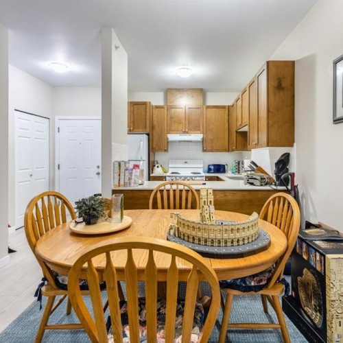 Photo 3 at 519 - 13277 108 Avenue, Whalley, North Surrey Photo 3 at 519 - 13277 108 Avenue, Whalley, North Surrey