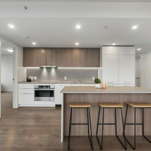 Photo 4 at 801 - 13318 104 Avenue, Whalley, North Surrey Photo 4 at 801 - 13318 104 Avenue, Whalley, North Surrey